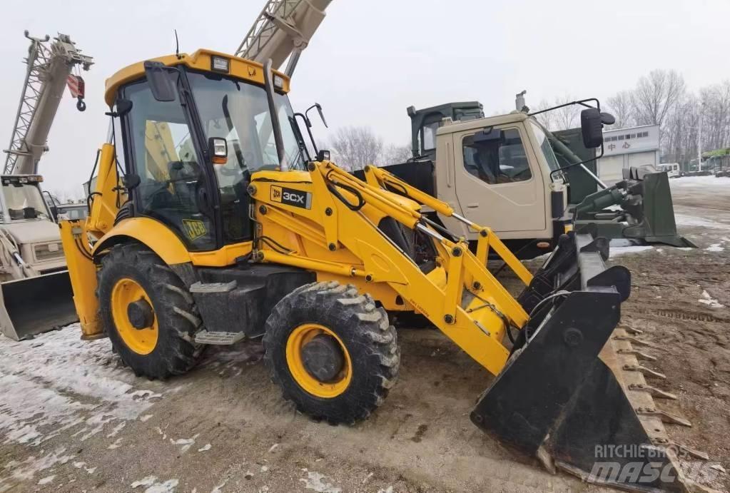 JCB 3CX Backhoe Loaders