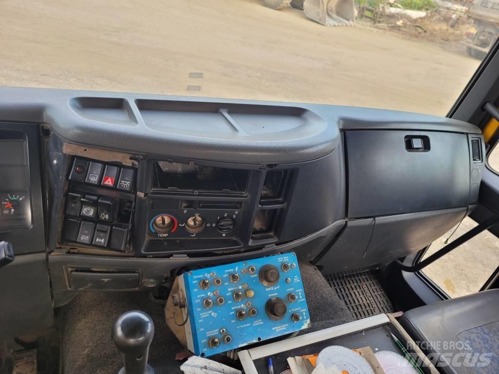Volvo FL6 180 Dump Trucks