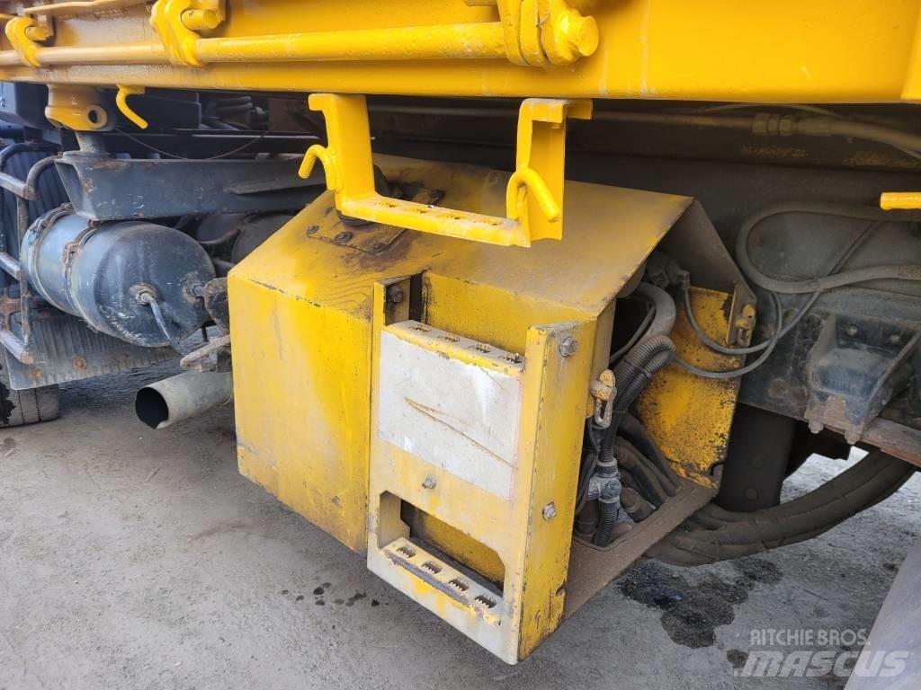 Volvo FL6 180 Dump Trucks