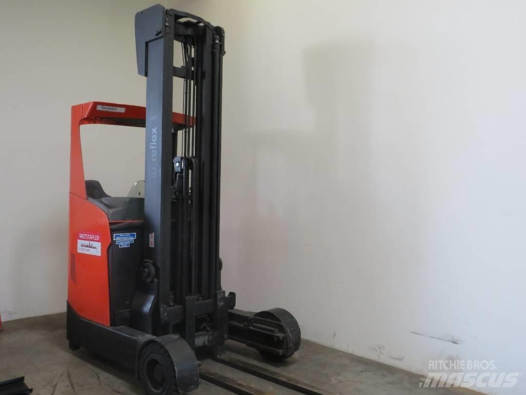 BT RR E 160 HR Reach trucks