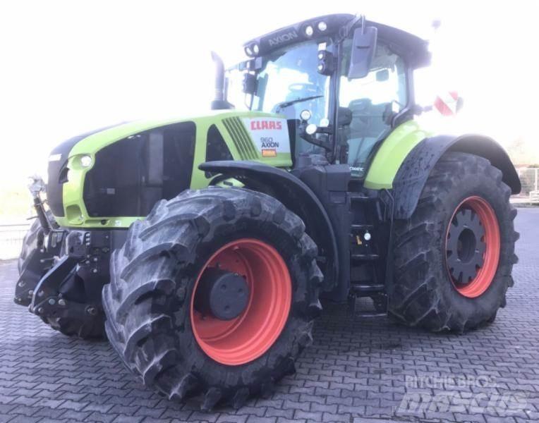 CLAAS AXION 960 Tractors