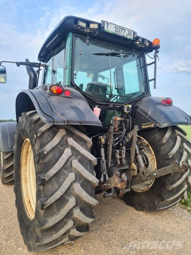 Valtra T 173 HiTech Tractors