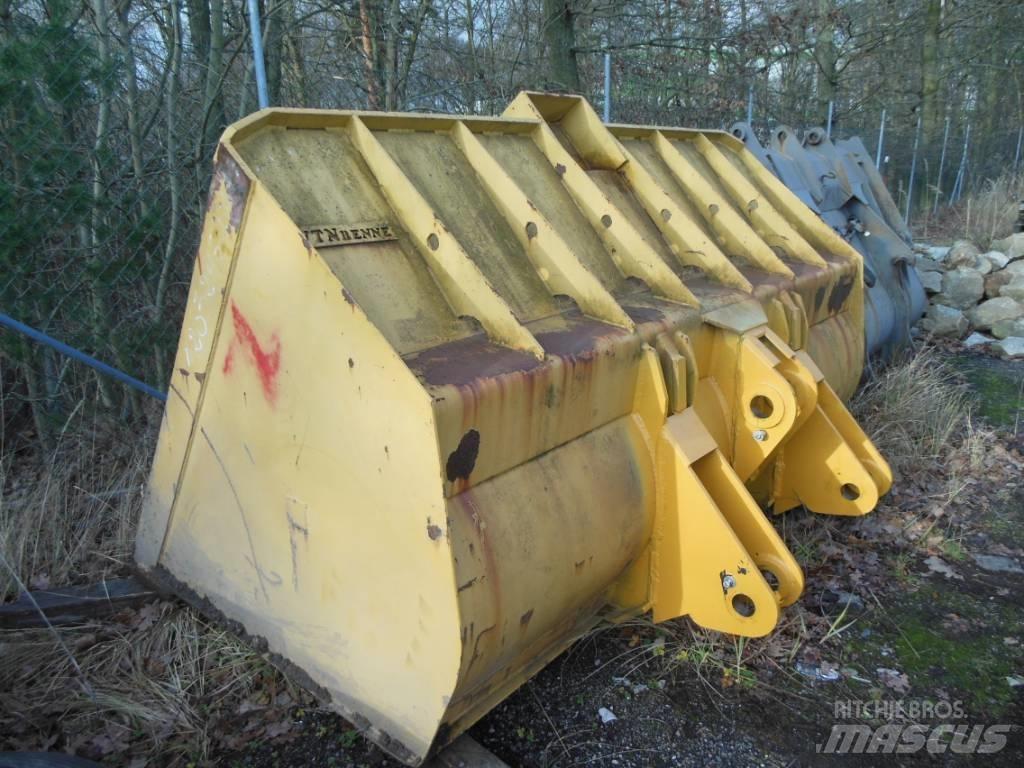 Volvo L 120 Wheel Loaders