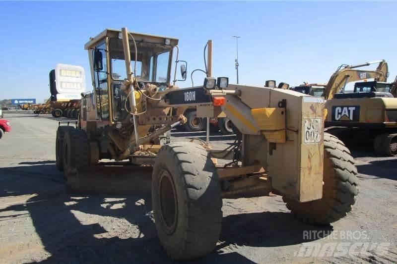 CAT 160H Motor Graders