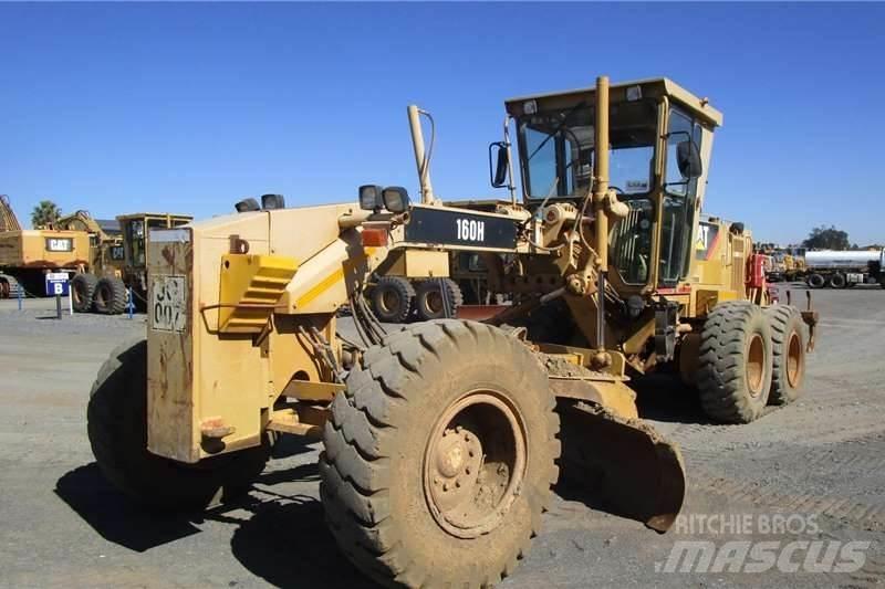 CAT 160H Motor Graders