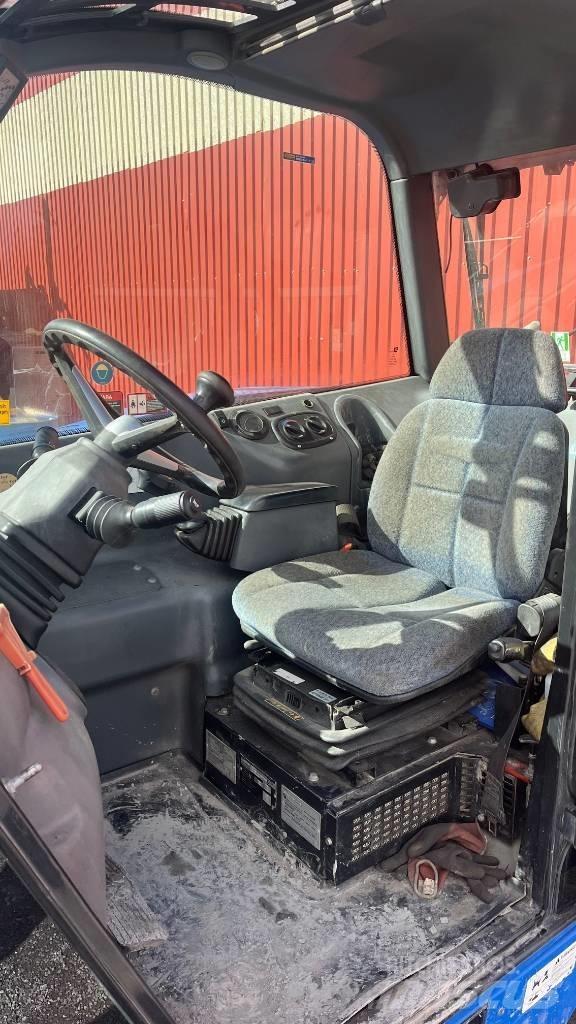 New Holland LM 5060 Telescopic Handlers