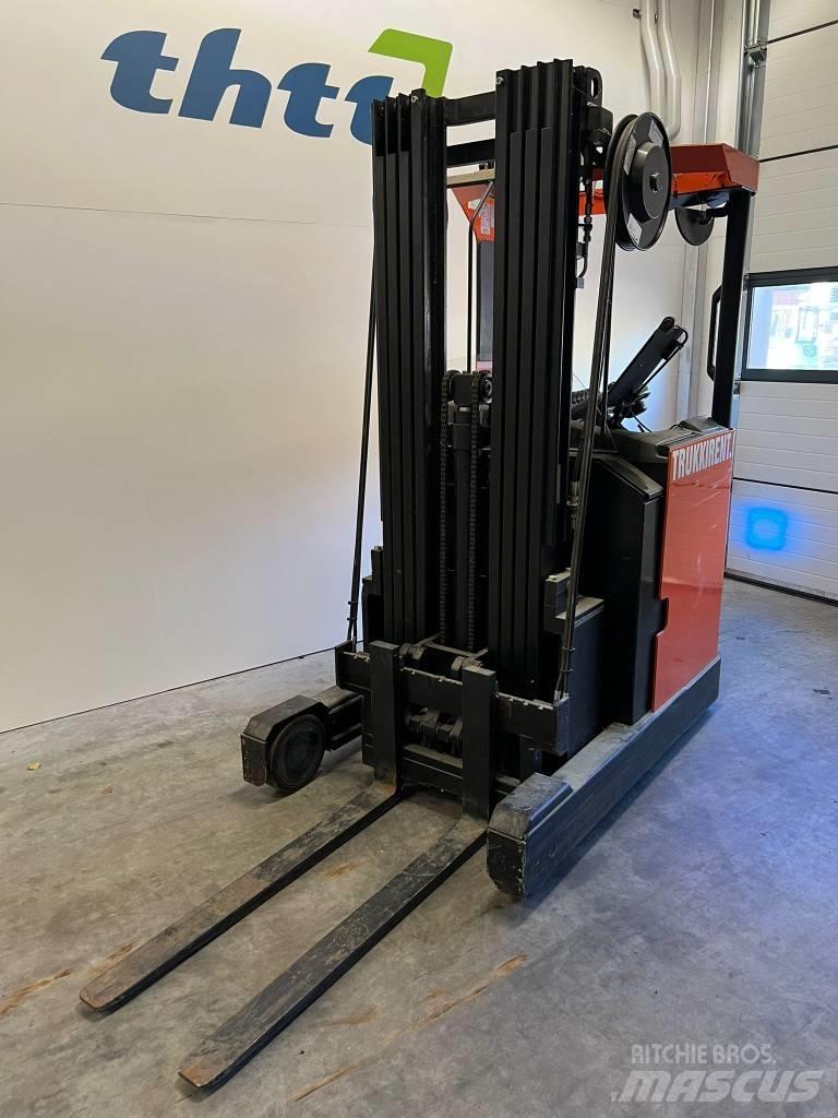 BT RR E 160 M Reach trucks