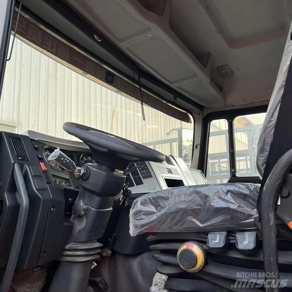 Shacman F 3000 Conventional Trucks / Tractor Trucks