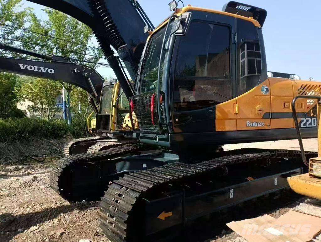 Hyundai 220lc-9s Mini excavators  7t - 12t
