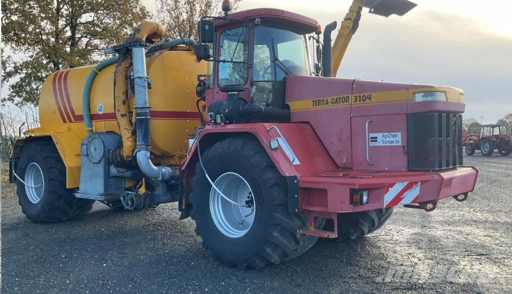 TerraGator TG 3104 Other Fertilizing Machines and Accessories