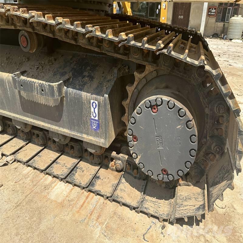 Komatsu PC 120-8 Crawler excavators