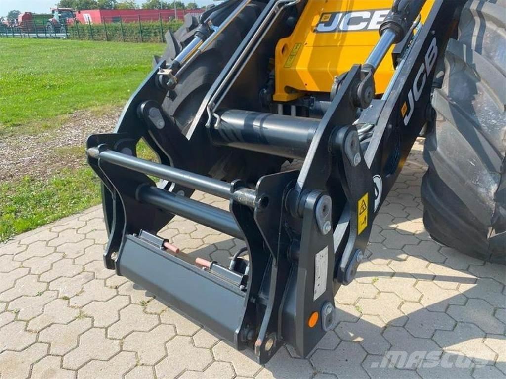 JCB 427 AGRI Wheel Loaders