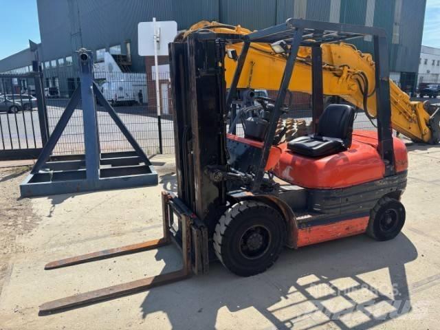 Toyota 26FDF25 Diesel Forklifts