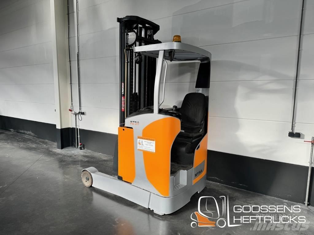 Still FMX 17 Reach trucks