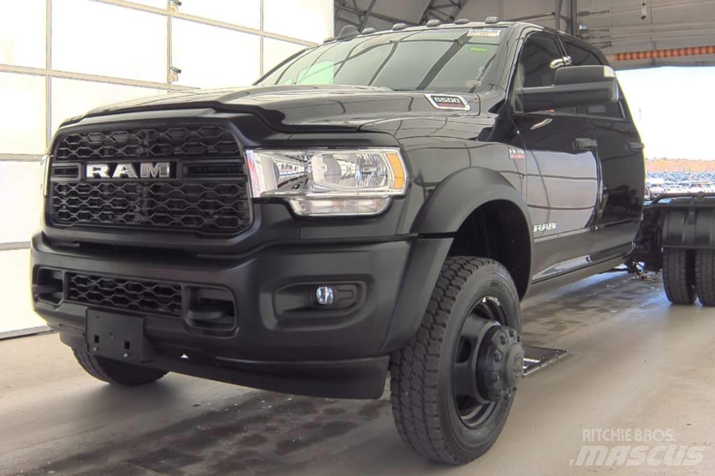 RAM 5500 TRADESMAN Cab & Chassis Trucks