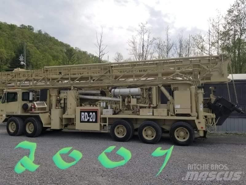 Atlas Copco RD20 III Digger Derricks trucks