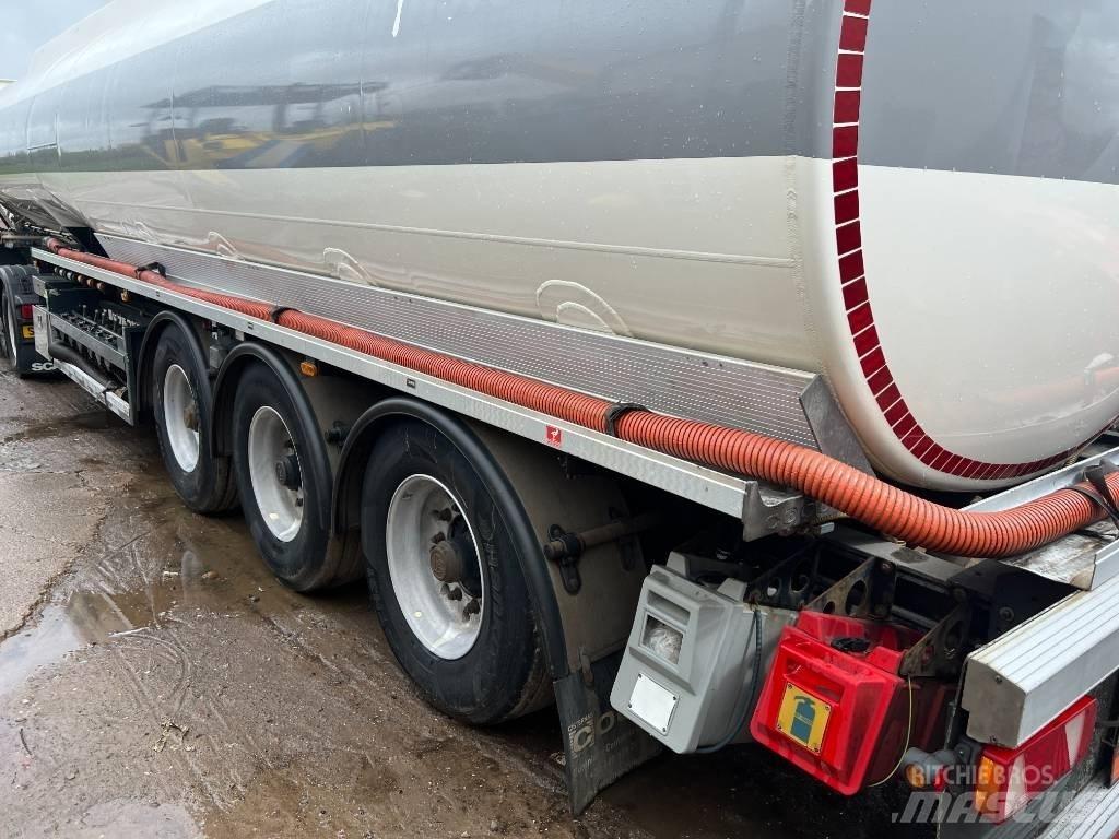 Scania R 450 Conventional Trucks / Tractor Trucks