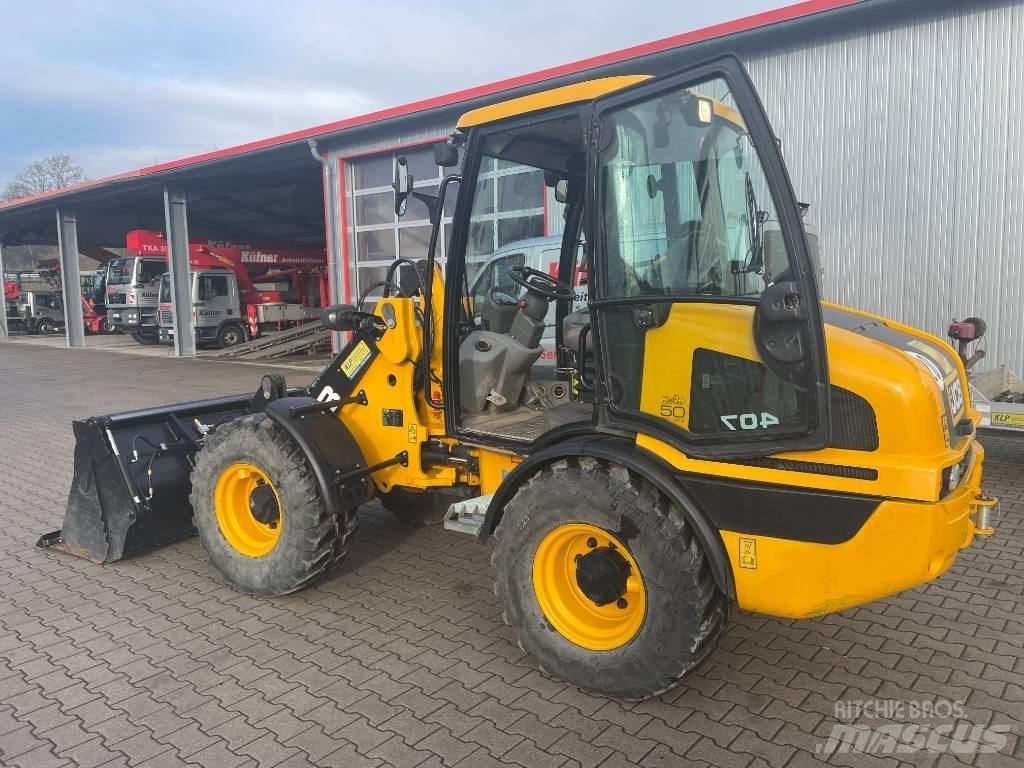 JCB 407 Wheel Loaders
