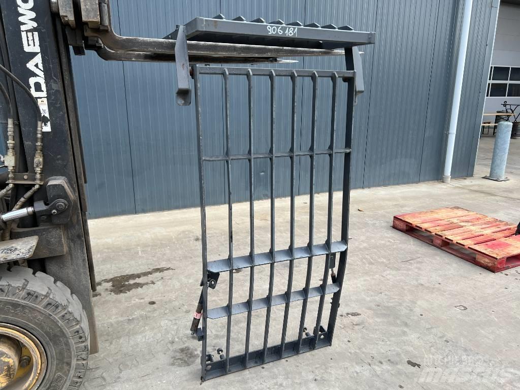 Doosan DX180 / DX225 Forestry Cabin