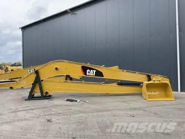 CAT 323 GX 18m Set Backhoes