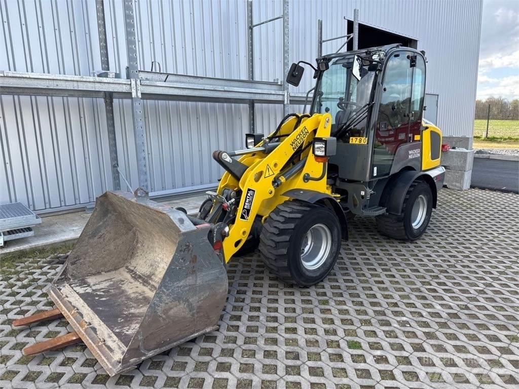 Wacker Neuson WL32 Wheel Loaders