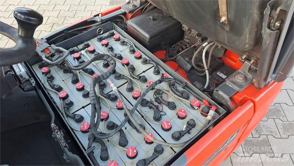Linde E16C Electric Forklifts