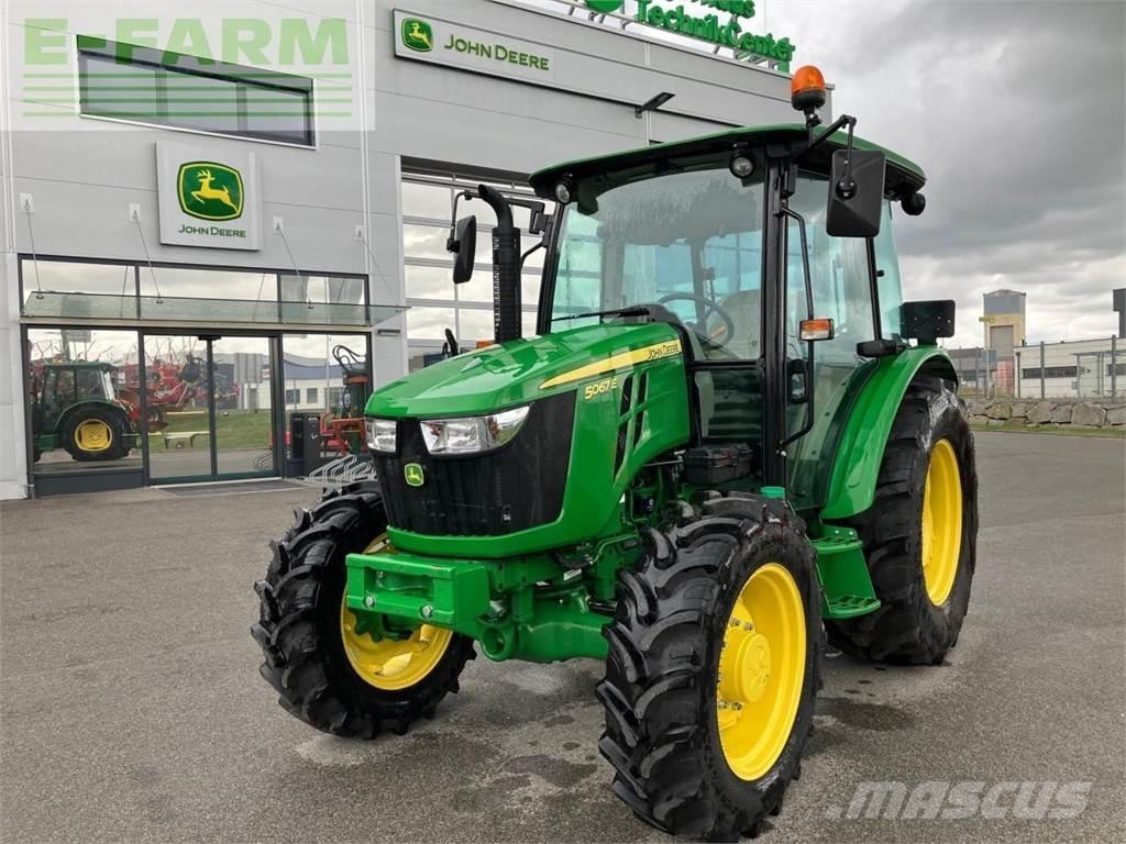 John Deere 5067E Tractors