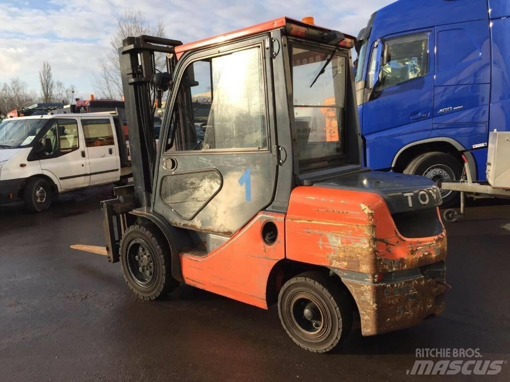 Toyota 02-8 FD JF 35 Diesel Forklifts