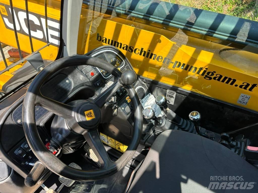 JCB 535-125 Telescopic Handlers