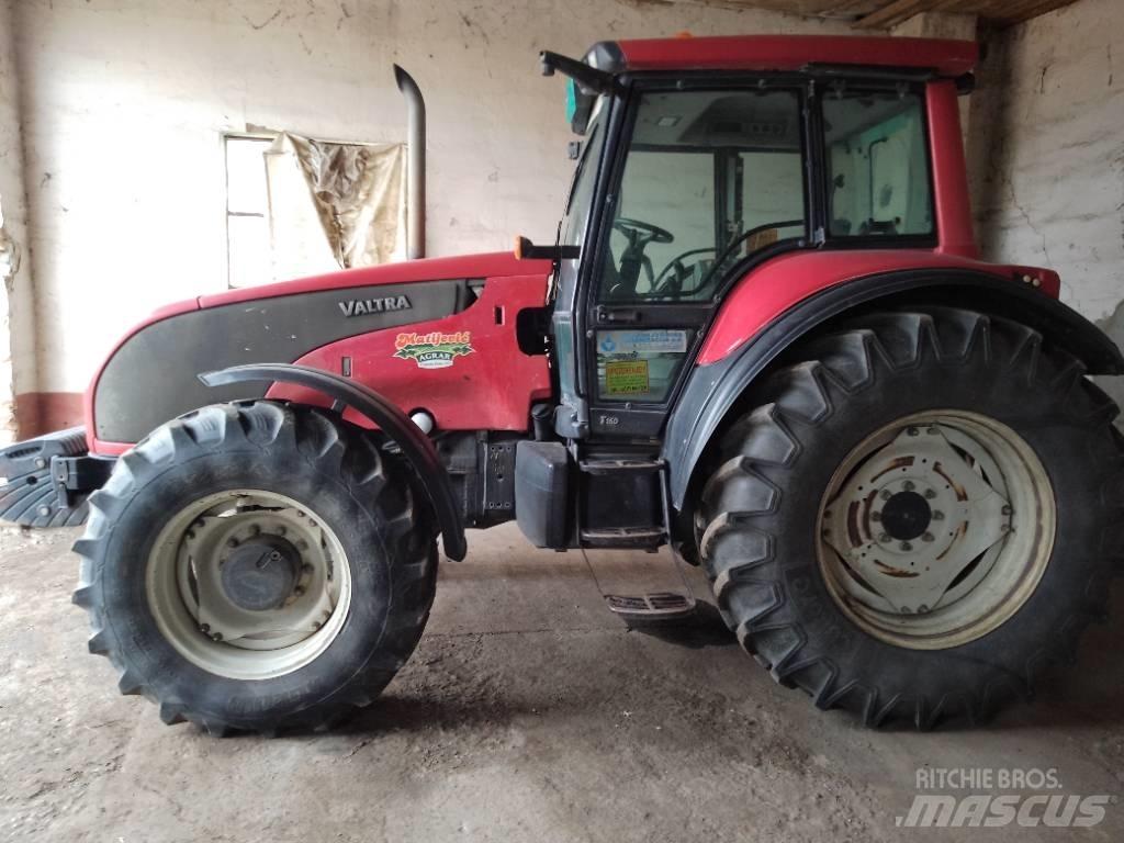 Valtra 160c Tractors