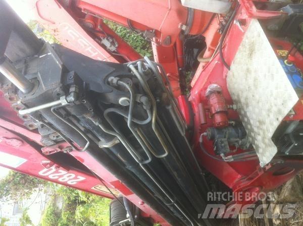 HMF 2820K8 Knuckleboom cranes