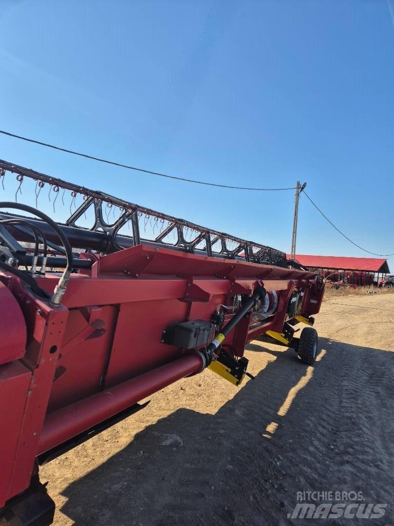 Case IH 9230 Combine Harvesters
