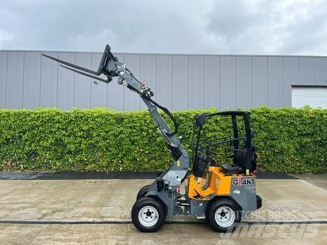 GiANT G 1200 TELE Wheel Loaders