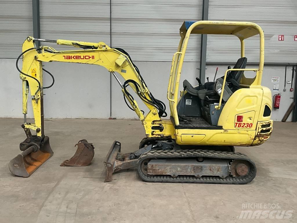 Takeuchi TB 230 Mini Excavators <7t (Mini Diggers)