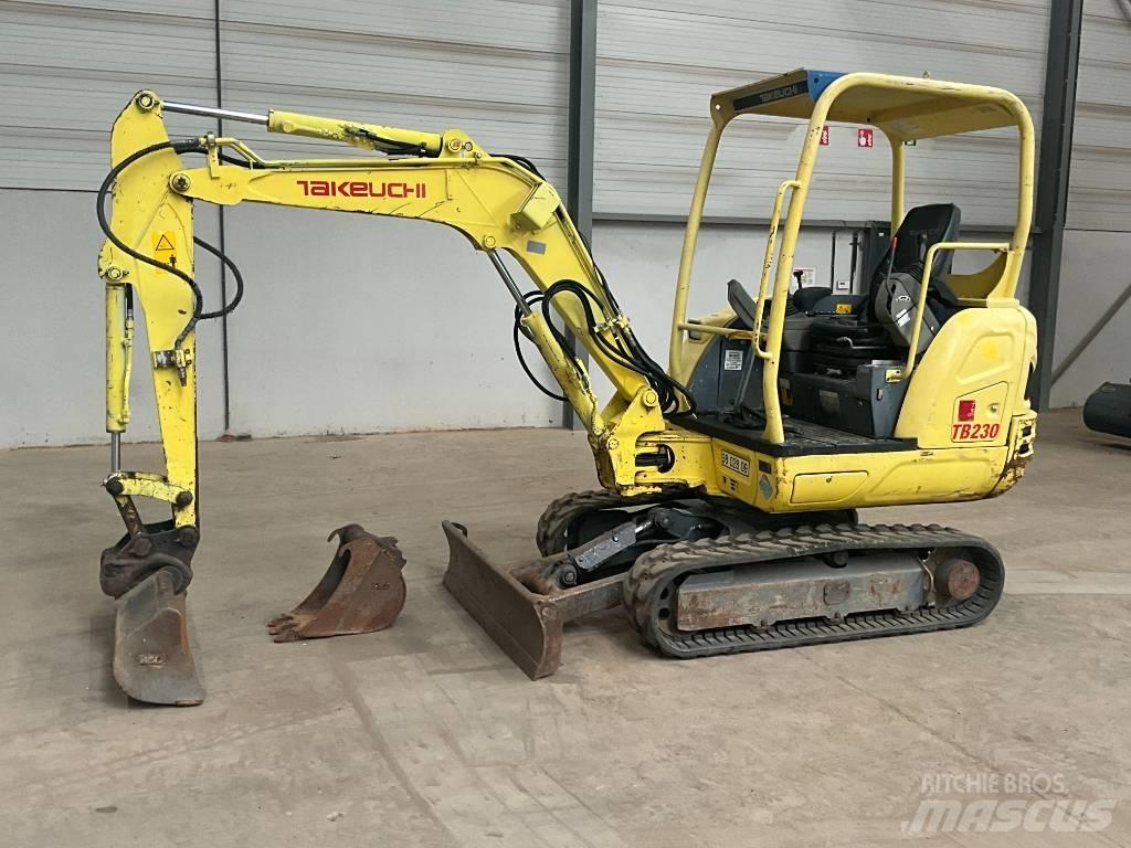 Takeuchi TB 230 Mini Excavators <7t (Mini Diggers)