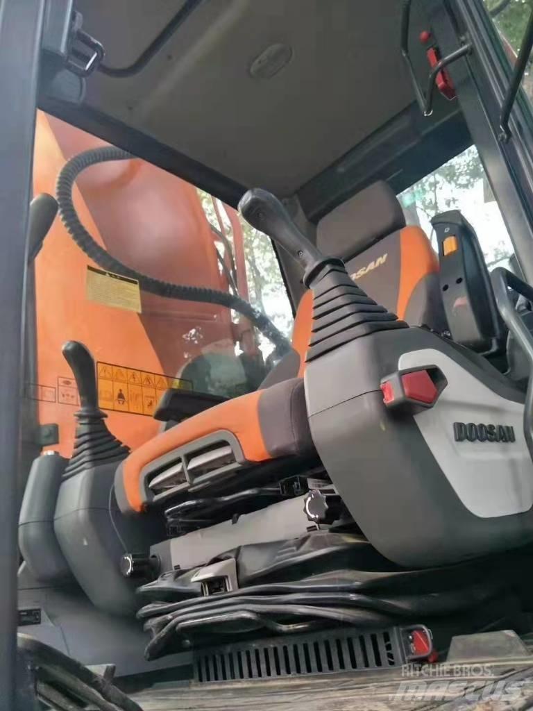 Doosan DX 530 Mini excavators  7t - 12t