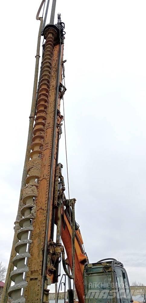 Geax EK110 Piling rigs