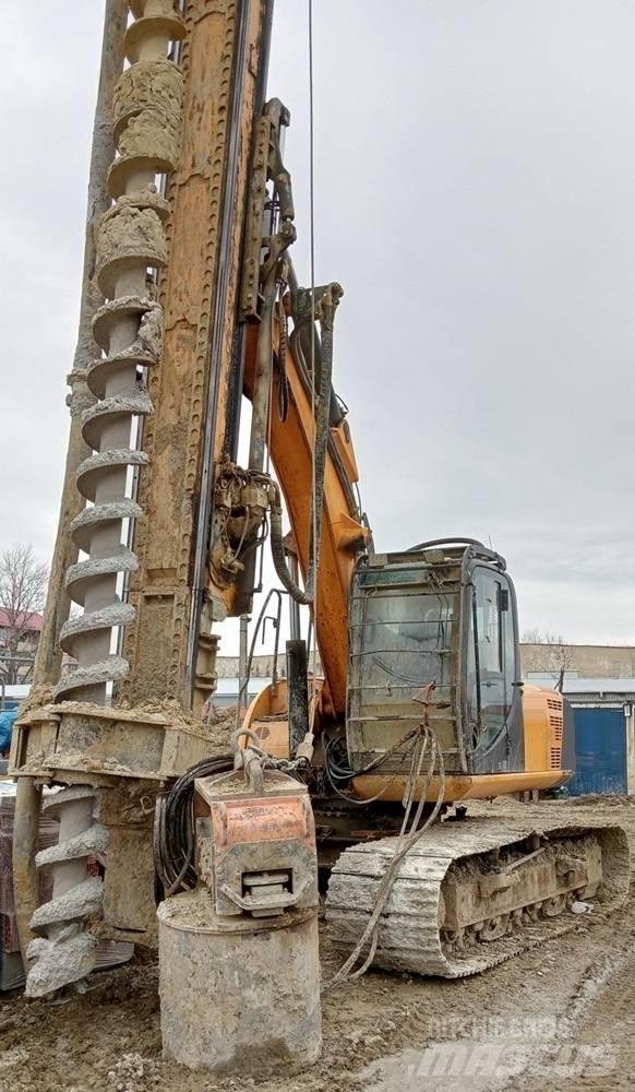 Geax EK110 Piling rigs