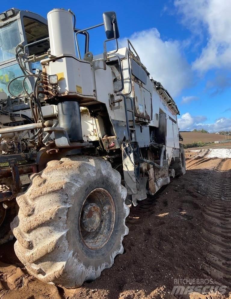 Wirtgen WR2500SK Asphalt Recycling Equipment
