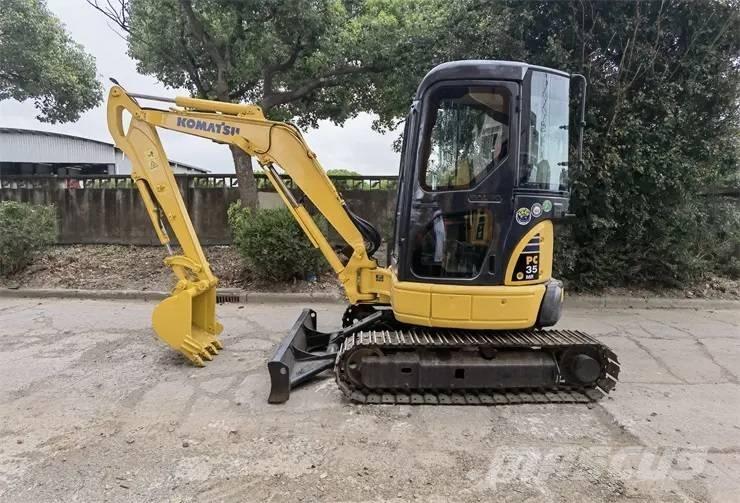 Komatsu PC35 Mini Excavators <7t (Mini Diggers)