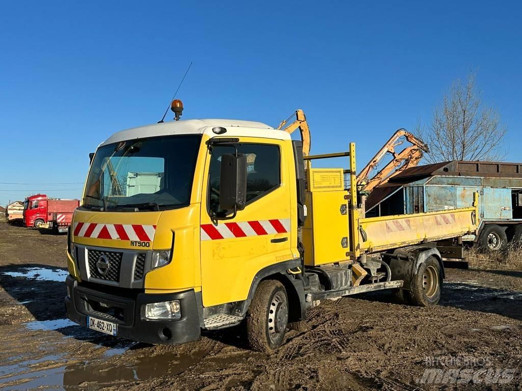 Nissan NT500 Pickup Trucks