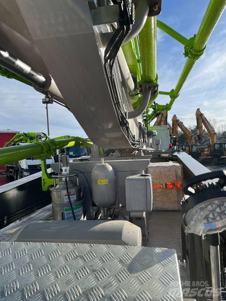 Zoomlion ZL43 Concrete Pumps
