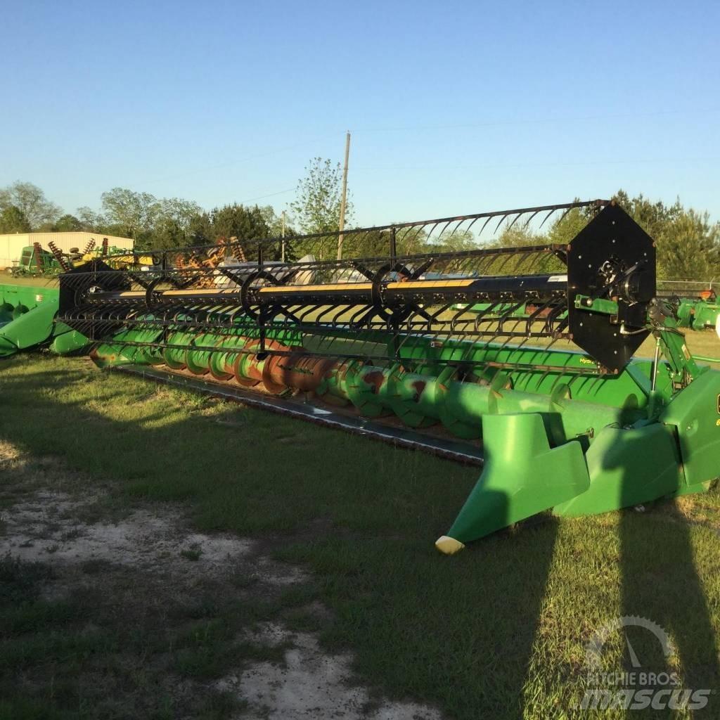 John Deere 630 F Harvester Headers
