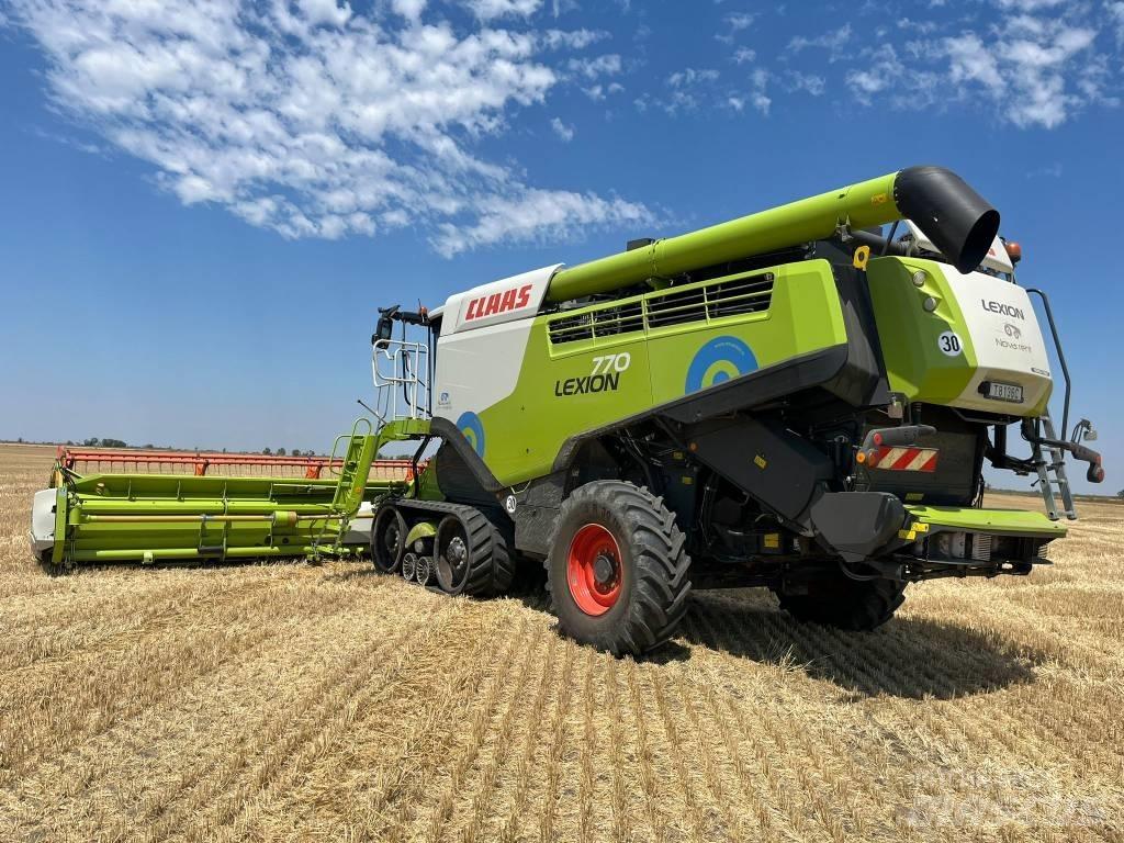 CLAAS Lexion 770 TT Combine Harvesters