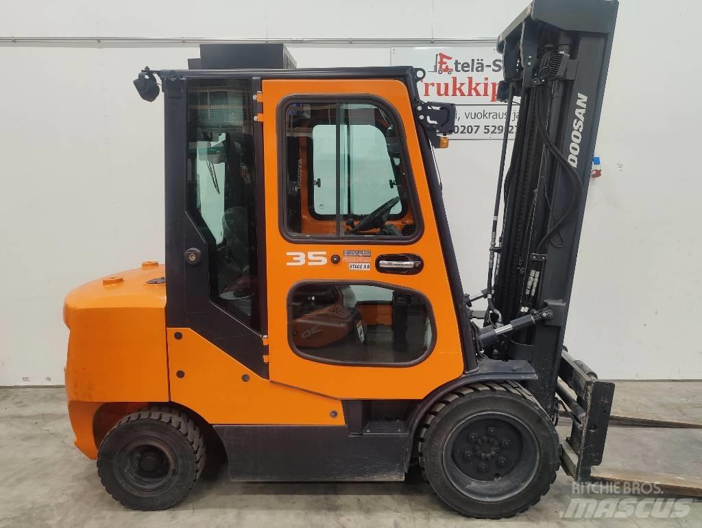 Doosan D 35 C-7 Diesel Forklifts