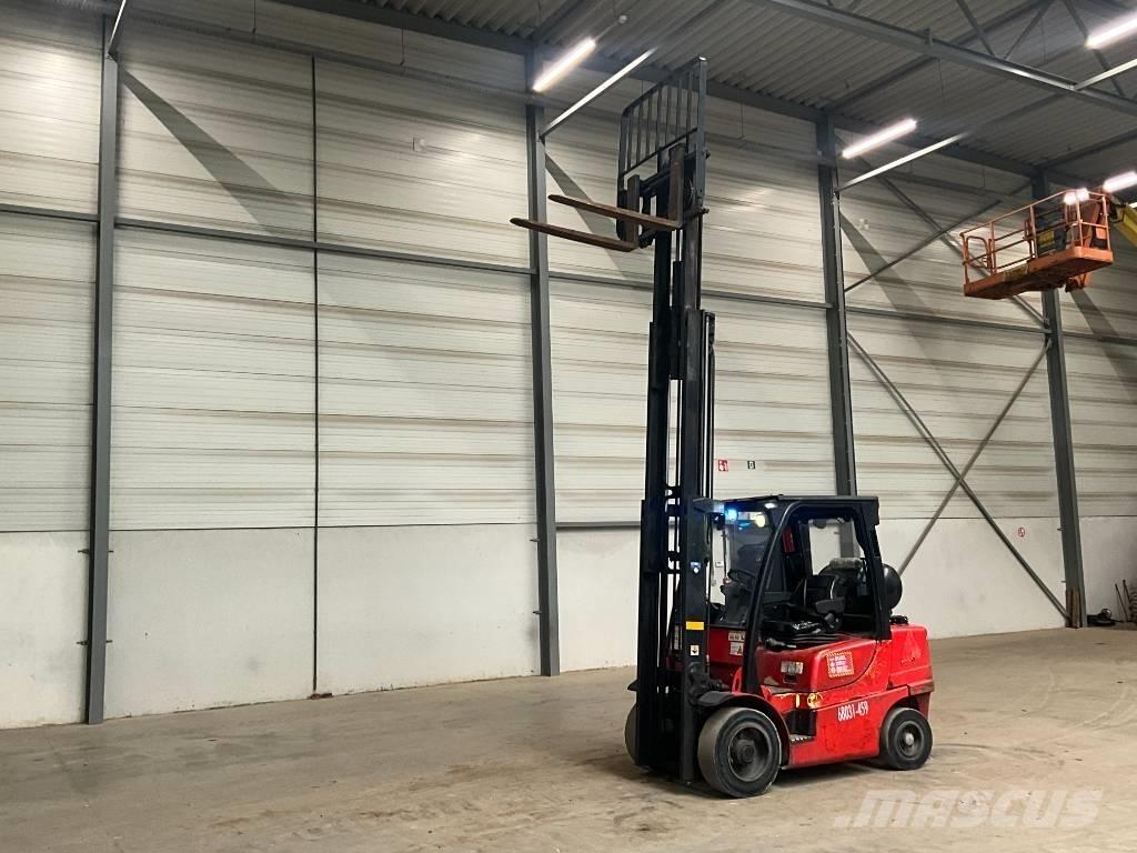 Hyster H 3.0 FT LPG trucks