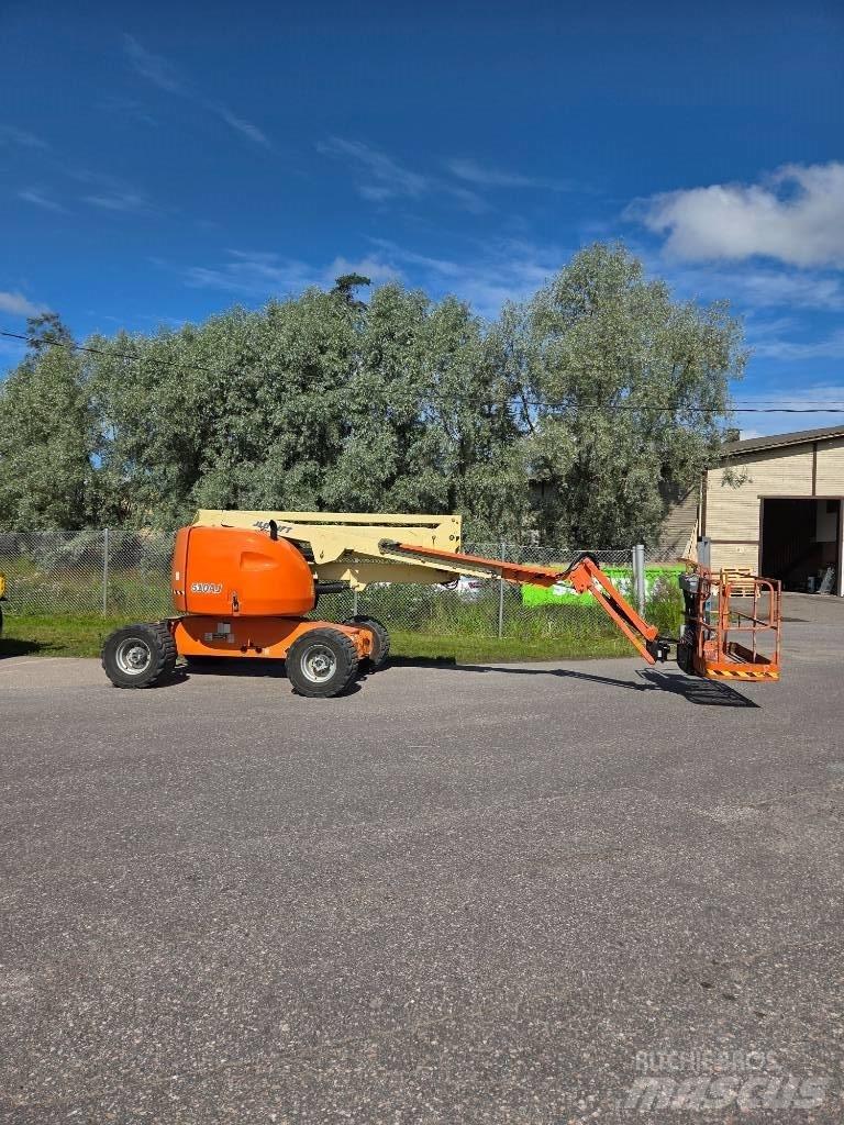 JLG 510 AJ Articulated boom lifts
