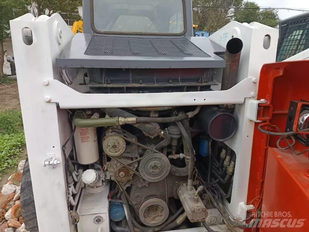 Bobcat S 590 Skid Steer Loaders