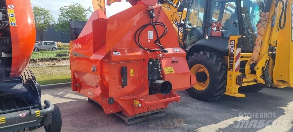Kubota BC 1200 Shredders