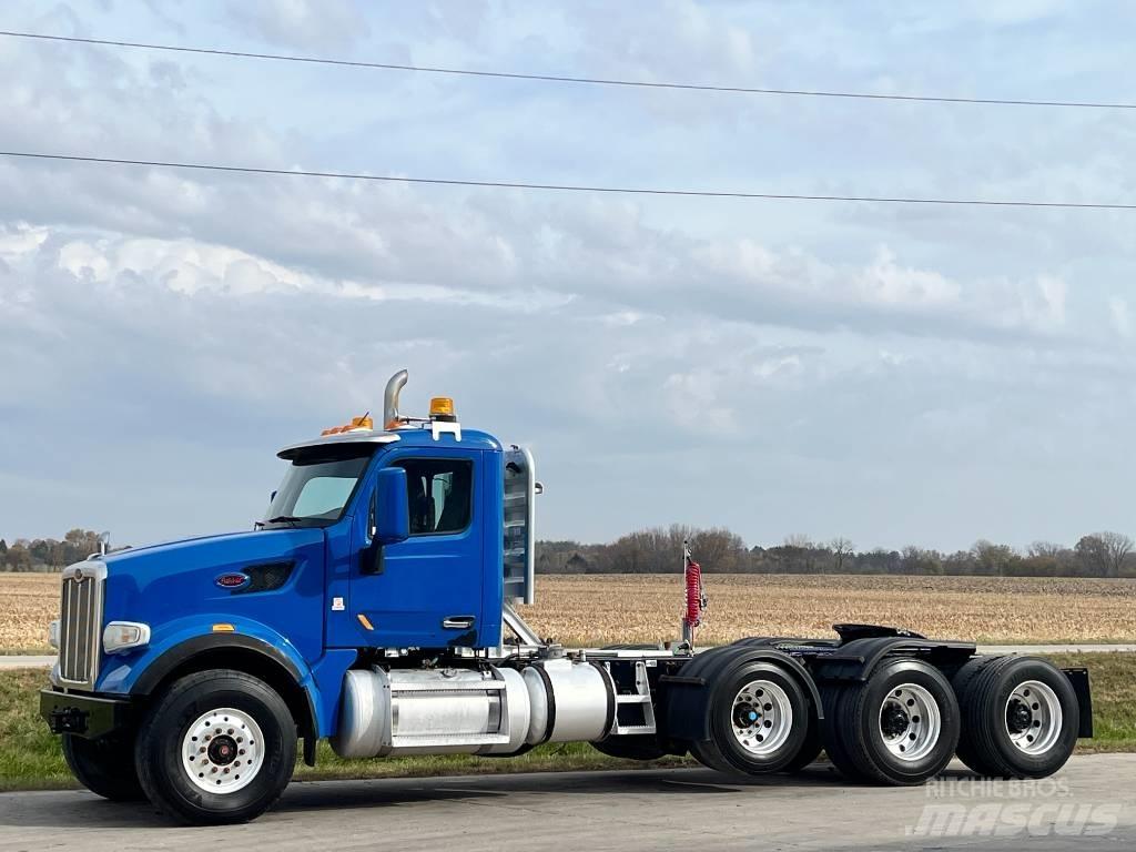 Peterbilt 567 Conventional Trucks / Tractor Trucks